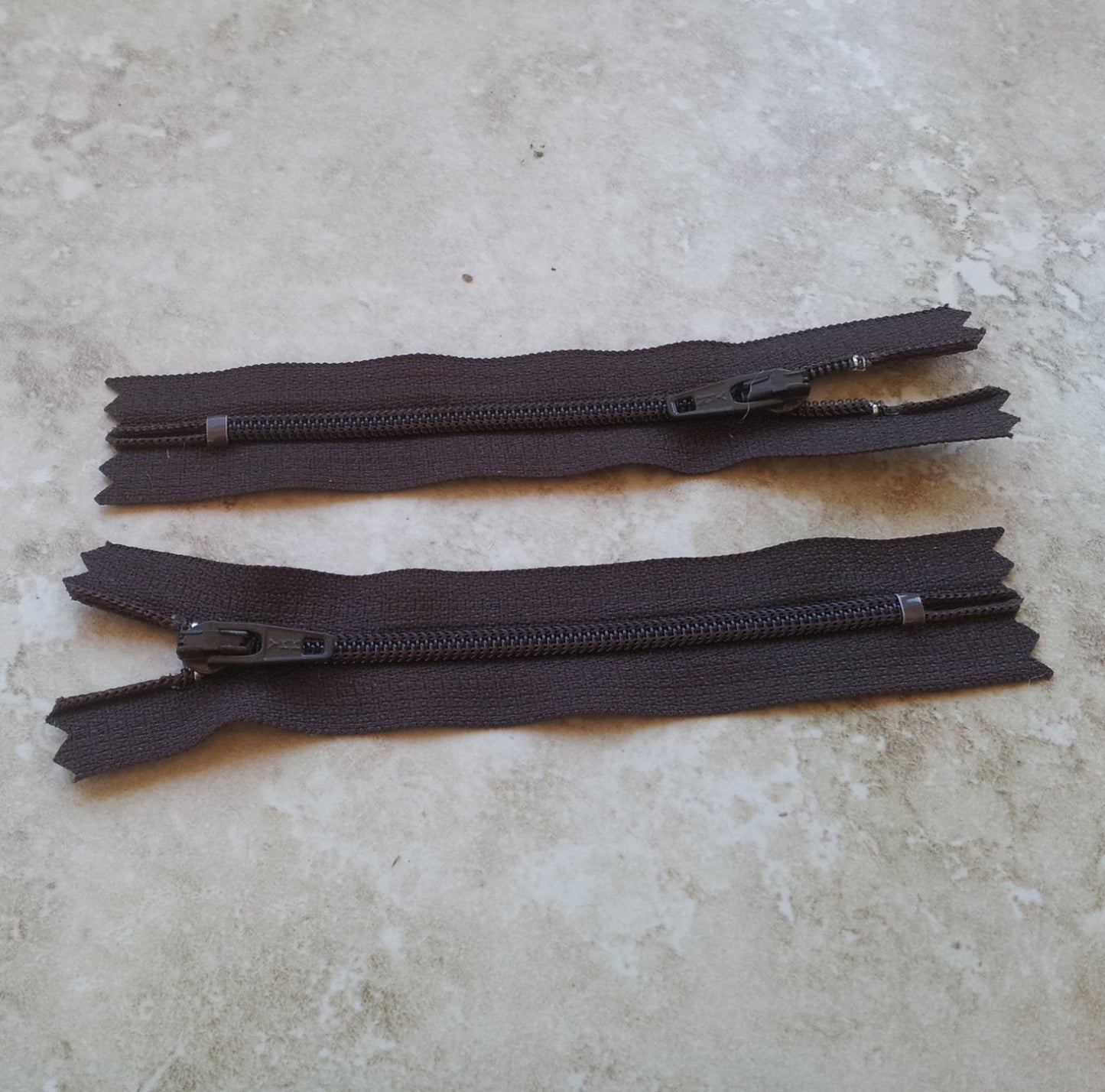 2 x YKK Brown Zip - 10cm or (4")