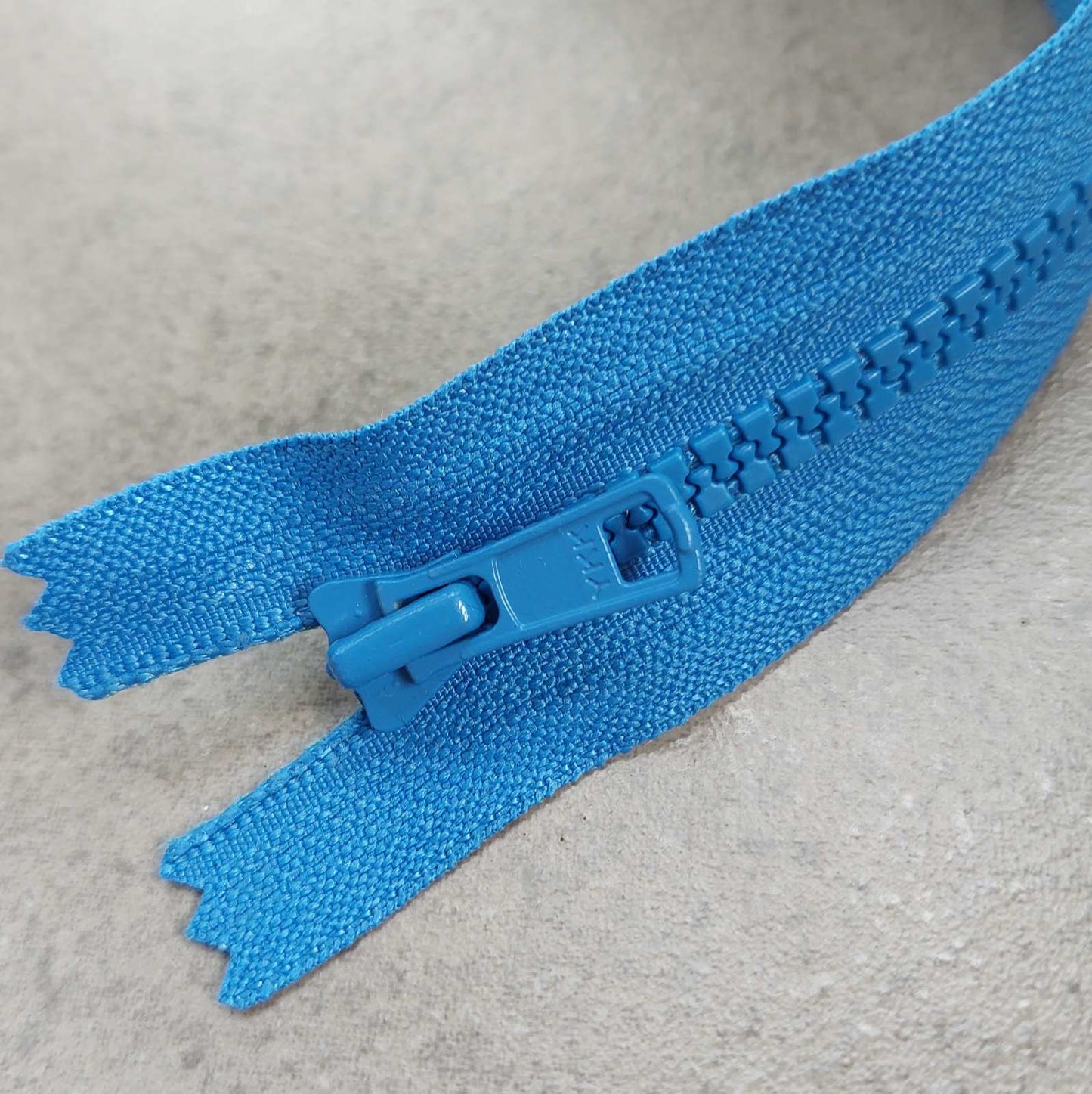 1 x Blue YKK Vislon Zip - 25cm (10")