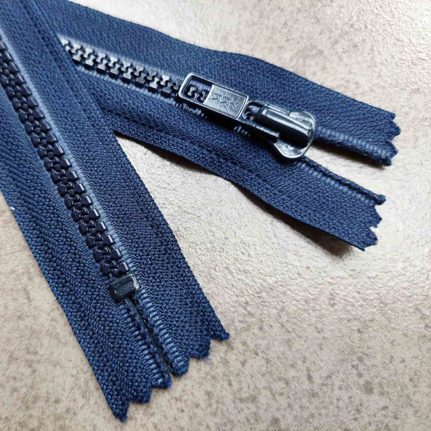 1 x Navy Blue YKK Vislon Zip - 15cm (6")
