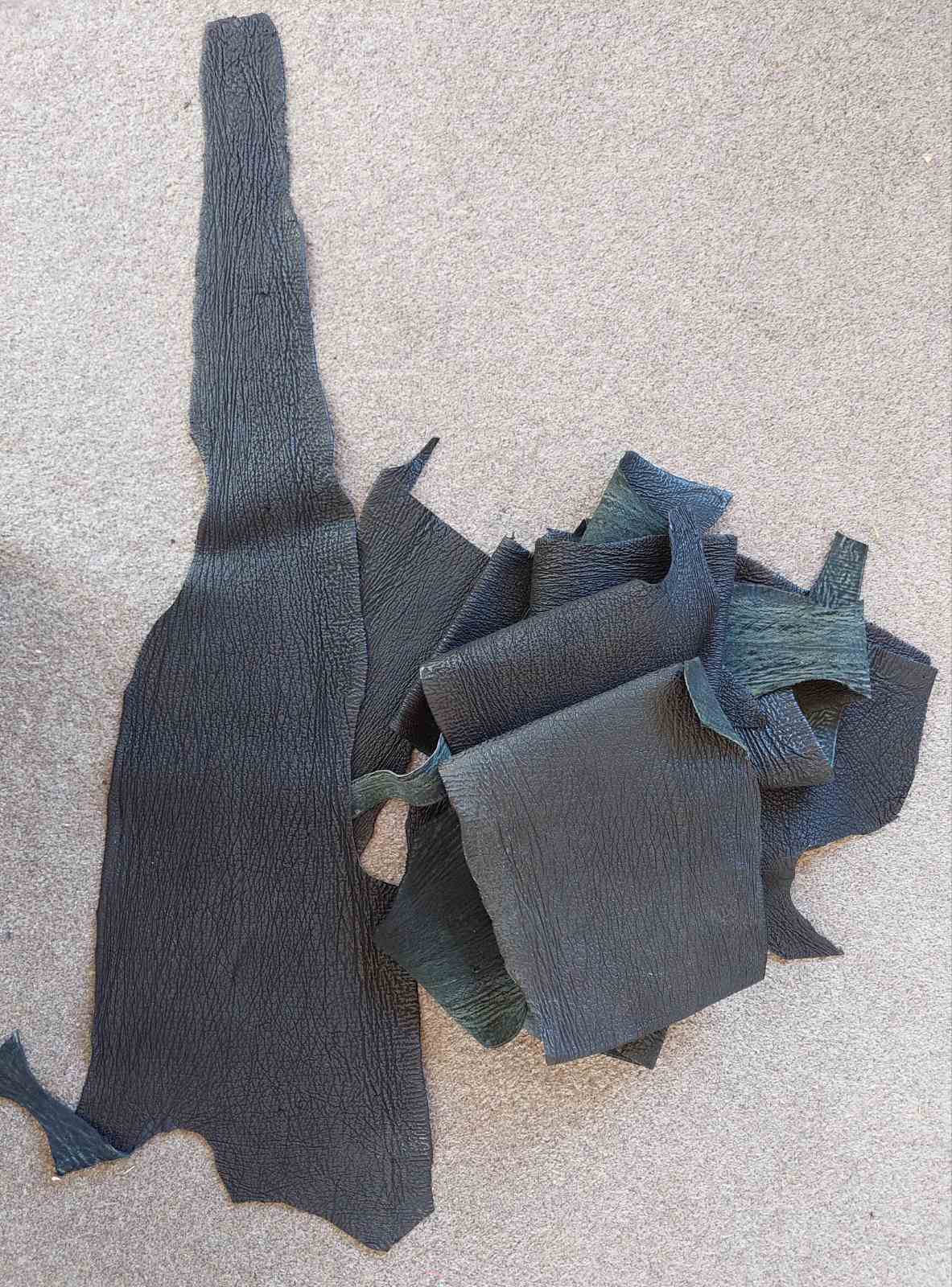 Black Textured Print Leather - 1.5mm - Box