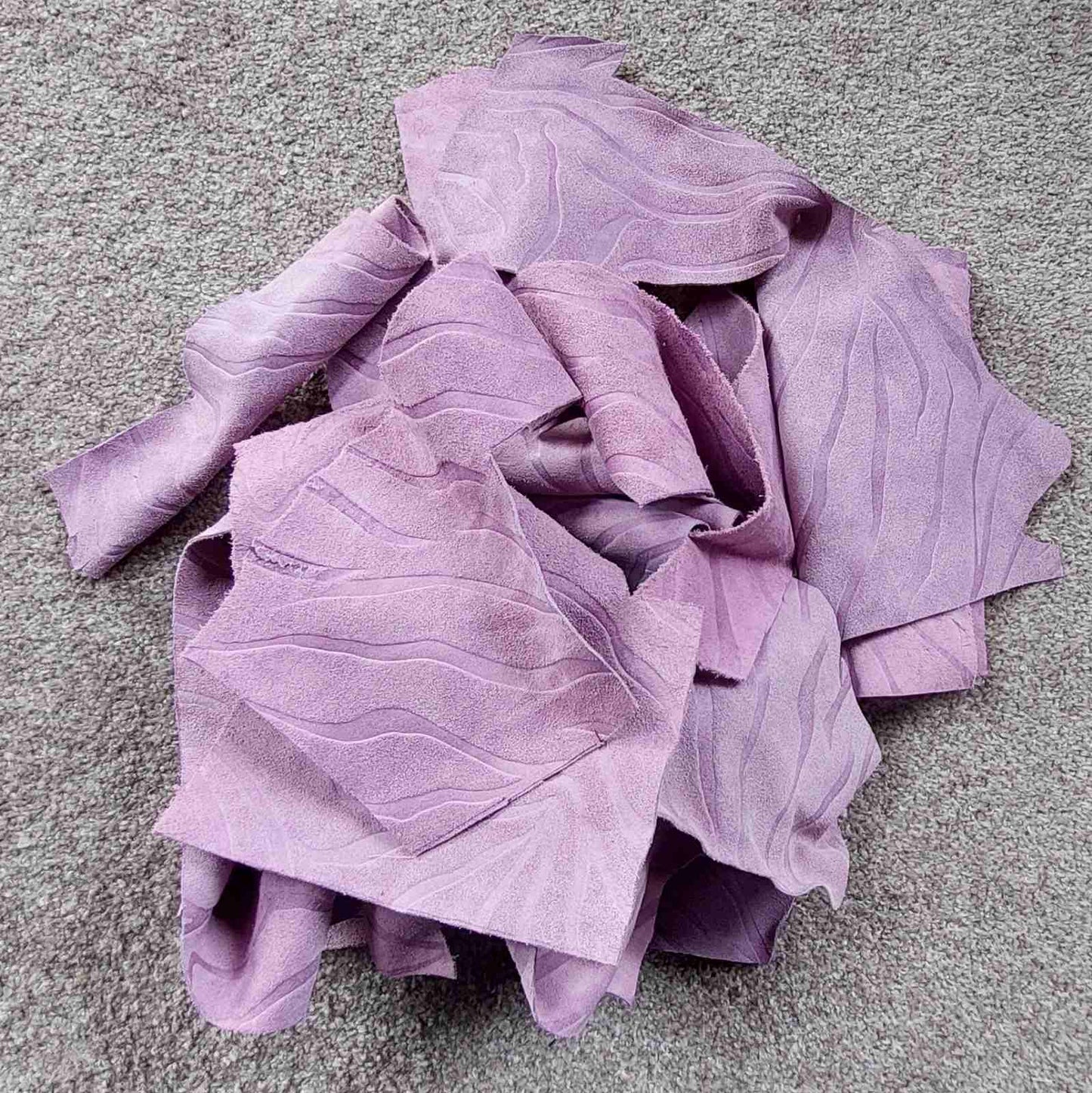 500g of Lilac Purple Suede Leather Pieces - 1.5mm thick