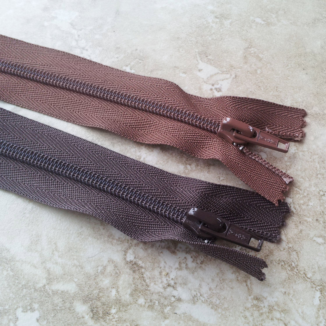 10 x  Mixed Brown Zips - 20cm